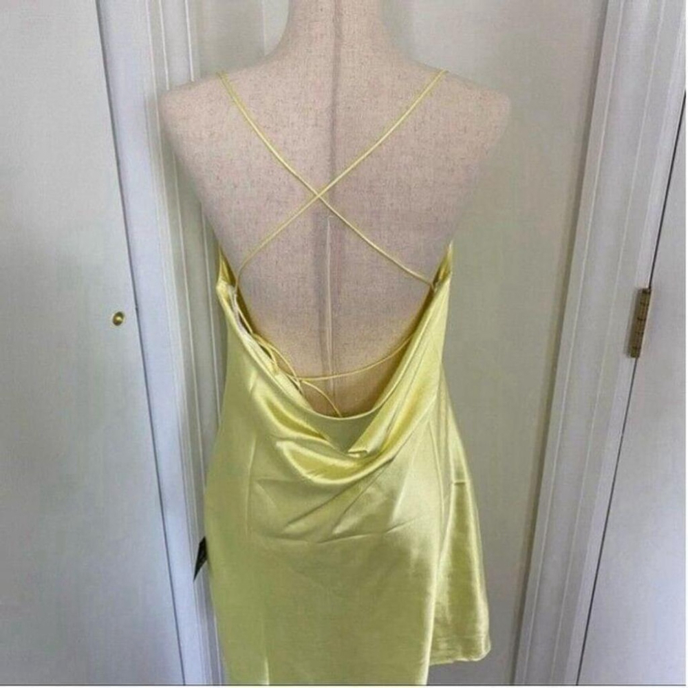 Lulu's NWT Yellow Satin Cowl Lace up Slip Dress Size Large - Picture 5 of 7